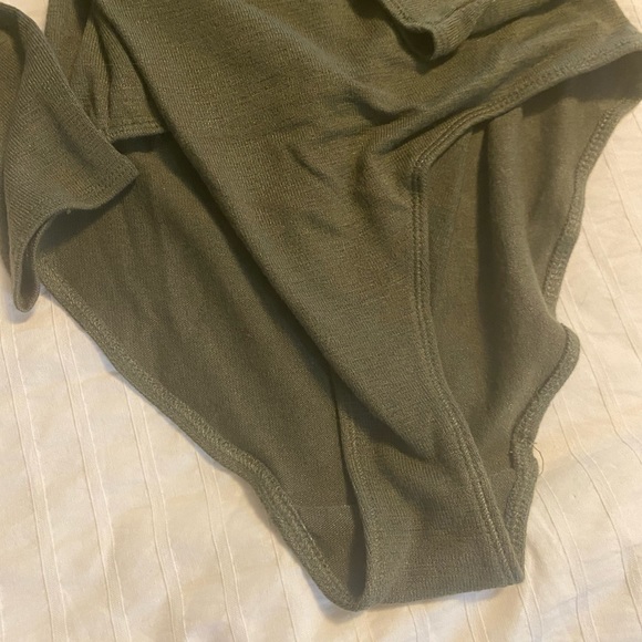 Wilfred Free Hari Bodysuit - Picture 10 of 12